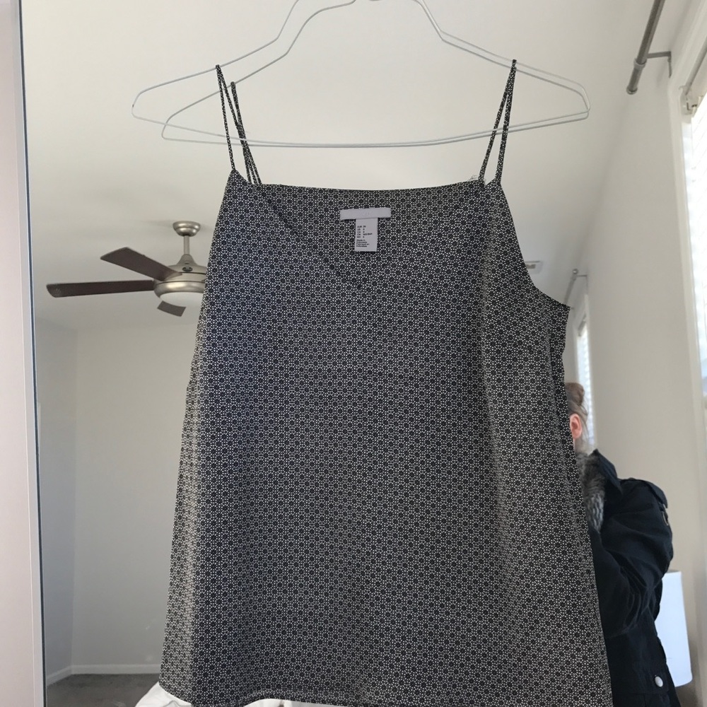 H&M Top - Picture 3 of 5